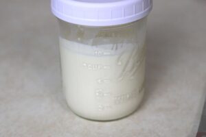 fresh cream in pint size mason jar